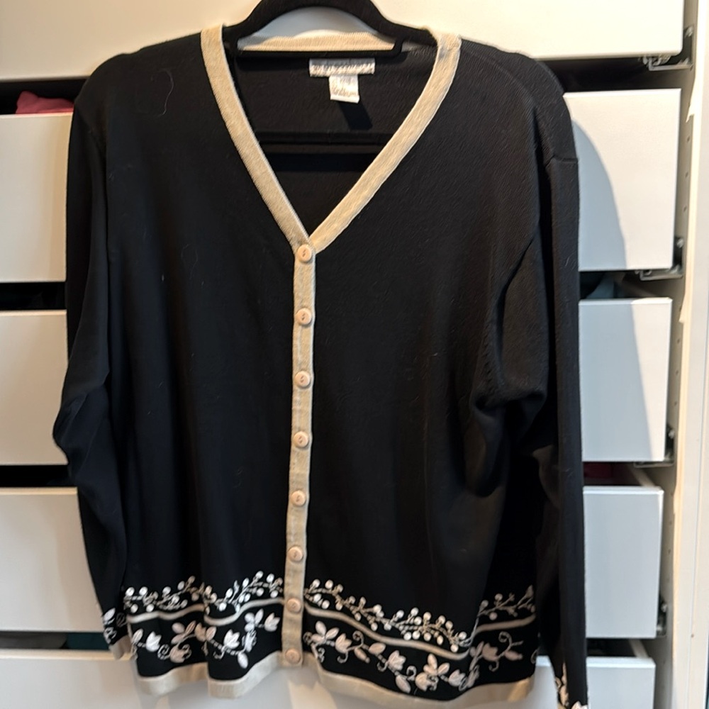 Dress Barn Ladies Cardigan
